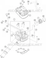 CYLINDER HEAD 