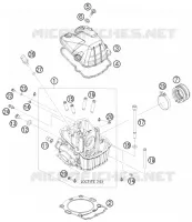 CYLINDER HEAD 