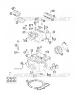CYLINDER HEAD 