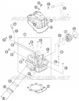 CYLINDER HEAD 