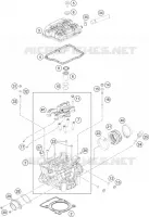 CYLINDER HEAD 