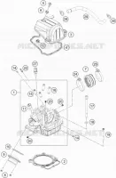 CYLINDER HEAD 