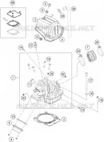 CYLINDER HEAD 