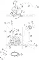 CYLINDER HEAD 