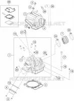 CYLINDER HEAD 