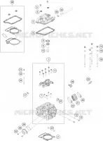 CYLINDER HEAD 