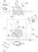 CYLINDER HEAD 