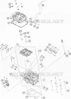 CYLINDER HEAD 